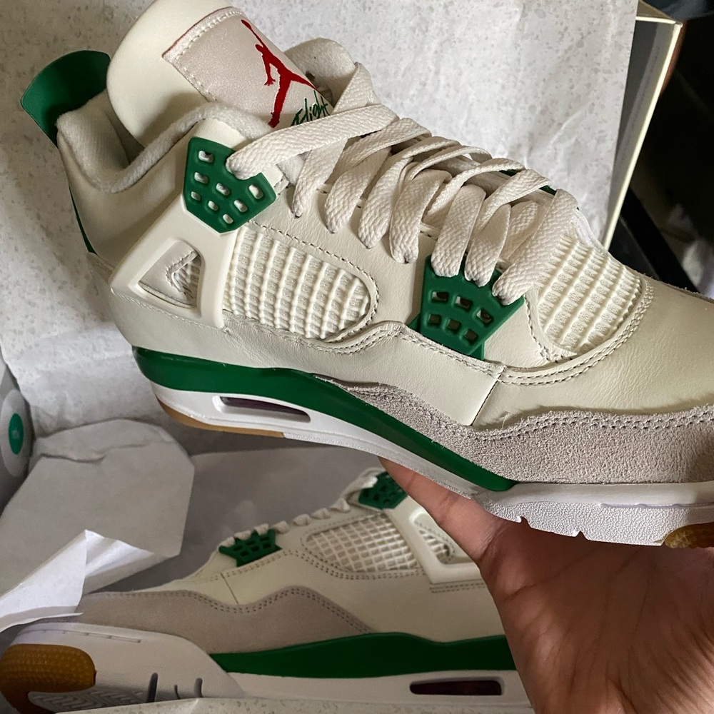 Nike Jordan Pine Green SB 4s